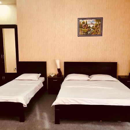 Hotel Nice Тбилиси Экстерьер фото