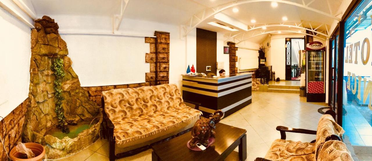 Hotel Nice Тбилиси Экстерьер фото