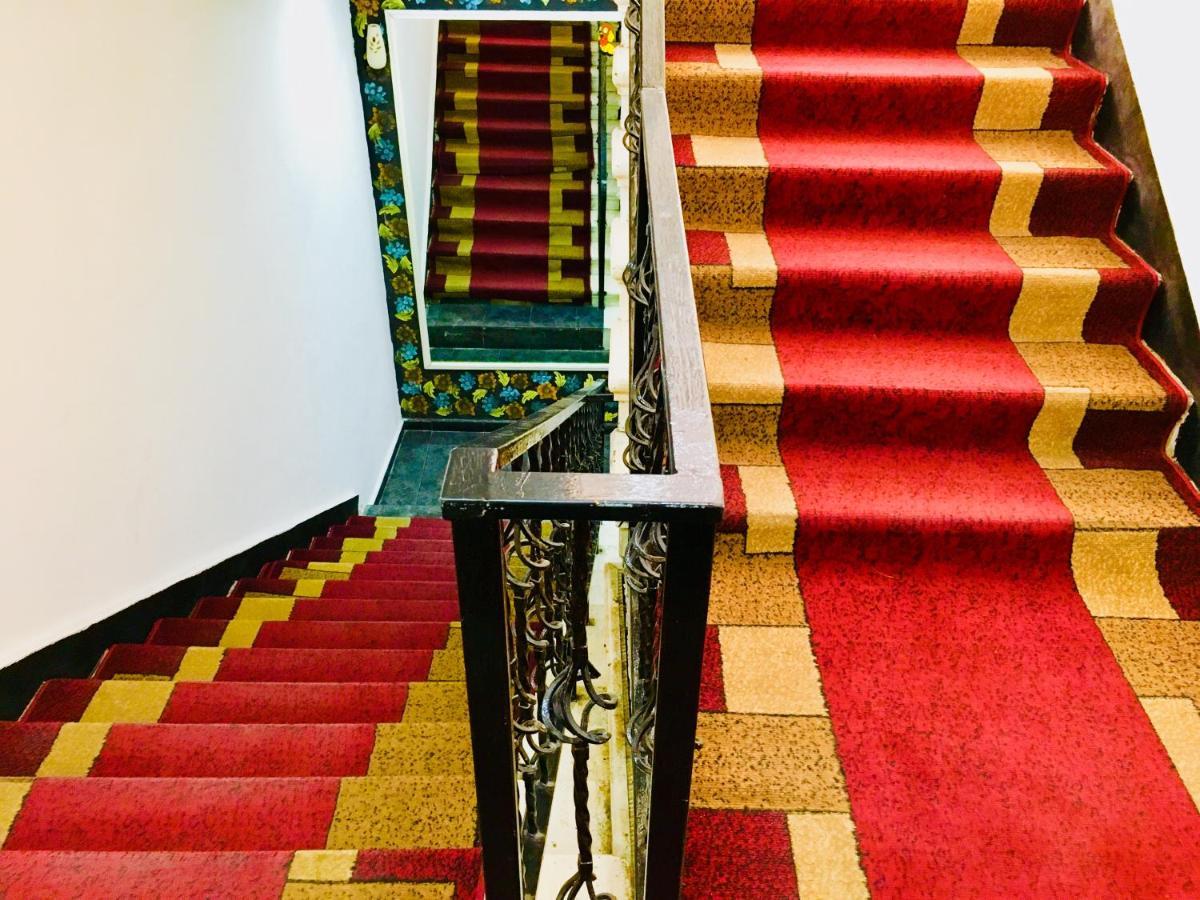 Hotel Nice Тбилиси Экстерьер фото