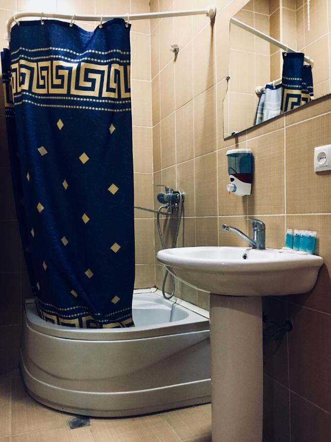 Hotel Nice Тбилиси Экстерьер фото