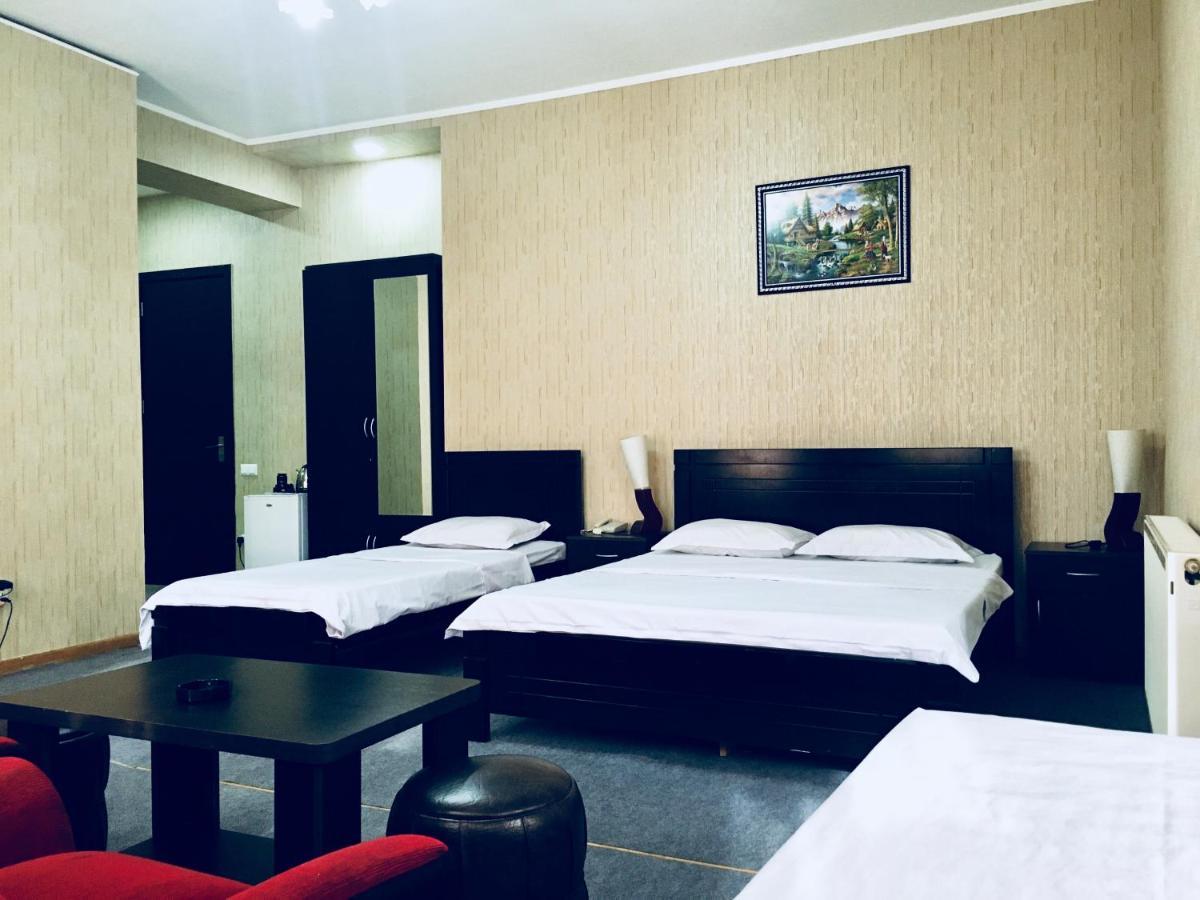 Hotel Nice Тбилиси Экстерьер фото